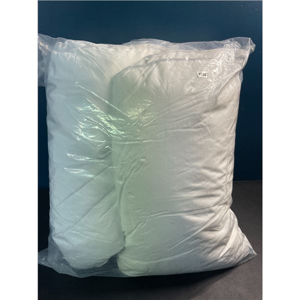 2 Ultra-Plush Queen Size Bed Pillows  - Very Comfy/Soft - Open Box