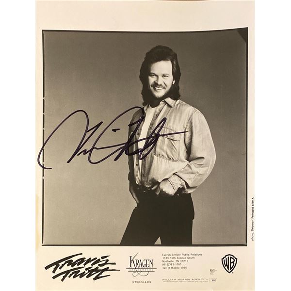 Travis Tritt signed photo