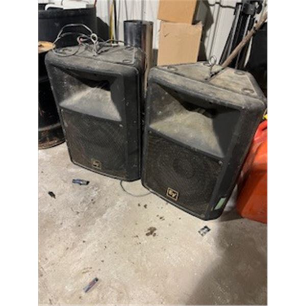 EV 300 watt speakers