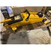 Image 1 : 3 ton floor jack