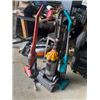 Image 1 : various vacuums