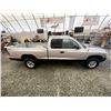 Image 8 : A12S -- 2001 DODGE DAKOTA, SILVER, 297885 KMS, 4X4