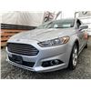Image 2 : C6H -- 2014 FORD FUSION SE, SILVER, 207674 KMS