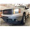 Image 2 : B6I -- 2010 GMC SIERRA 1500, WHITE, 249740 KMS, 4X4