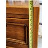 Image 4 : 470 -- FRENCH OAK DRESSER AND NIGHTSTAND WITH BRASS HARDWARE