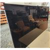 Image 1 : 472 -- 54" SAMSUNG 3D TV WITH FOUR GLASSES
