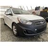 Image 8 : A12U -- 2012 HYUNDAI ACCENT, WHITE, 167633 KMS, FRONT WHEEL DRIVE