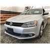 Image 2 : D2 -- 2011 VOLKSWAGEN JETTA TDI, SILVER, 246500 KMS, FRONT WHEEL DRIVE