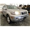 Image 8 : A12ZF -- 2005 NISSAN X-TRAIL, SILVER, 368,801 KMS