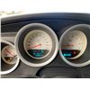 Image 52 : 0T -- 2007 DODGE MAGNUM, WHITE AND ORANGE, 152303 KMS