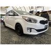Image 8 : 0G -- 2014 KIA RONDO, WHITE, 167363 KMS "NO RESERVE"