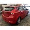 Image 15 : 0R -- 2013 HYUNDAI ACCENT, RED, 53345 KMS, FRONT WHEEL DRIVE "NO RESERVE"