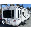 Image 4 : H1 -- 2012 CREEKSIDE 26RLS 29FT TRAVEL TRAILER