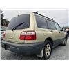 Image 14 : A11 -- 2001 SUBARU FORESTER, GREEN, 273524 KMS, ALL WHEEL DRIVE
