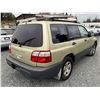 Image 15 : A11 -- 2001 SUBARU FORESTER, GREEN, 273524 KMS, ALL WHEEL DRIVE