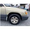 Image 29 : A11 -- 2001 SUBARU FORESTER, GREEN, 273524 KMS, ALL WHEEL DRIVE