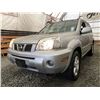Image 2 : A12N -- 2005 NISSAN X-TRAIL, SILVER, 368,801 KMS