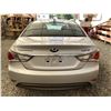Image 18 : C6J -- 2013 HYUNDAI SONATA HYBRID SILVER 220480 KMS