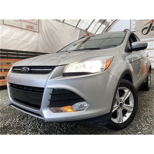 C6G -- 2014 FORD ESCAPE, SILVER, 167386 KMS, ALL WHEEL DRIVE