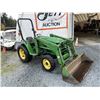 Image 2 : 0W -- 2001 JOHN DEERE 430, GREEN, 1967HRS KMS, 4X4