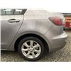 Image 25 : 0B -- 2012 MAZDA 3, GREY, 199670 KMS, FRONT WHEEL DRIVE