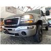 Image 2 : B6G -- 2003 GMC SIERRA 2500, GOLD, 178322 KMS, 4X4