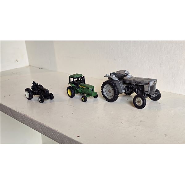 509 -- WHITE ISEKI FIELD BOSS TRACTOR, VINTAGE JOHN DEERE 4450