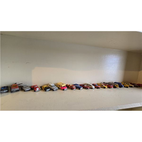 523 -- VINTAGE MAJORETTE DIECASTS, LOT OF 20, VARIOUS COLOURS.