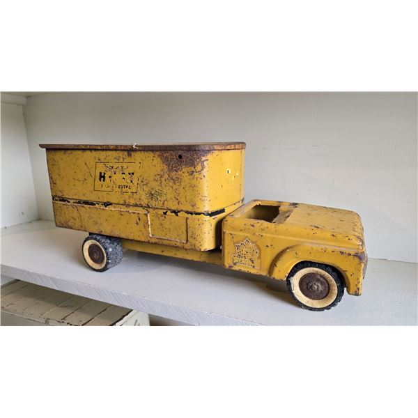 528 -- VINTAGE LIL BEAVER HERTZ RENTAL MOVING DELIVERY VAN