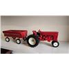 Image 1 : 532 -- VINTAGE INTERNATIONAL 544 TRACTOR & HARVESTER GRAIN WAGON