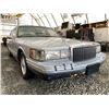 Image 8 : A12D -- 1993 LINCOLN TOWN CAR, SILVER, 255577 KMS, REAR WHEEL DRIVE
