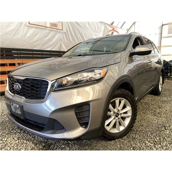 C6M --2019 KIA SORENTO, GREY, 108415 KMS, AWD