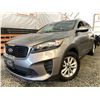 Image 1 : C6M --2019 KIA SORENTO, GREY, 108415 KMS, AWD