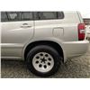 Image 25 : A12H--2004 TOYOTA HIGHLANDER, SILVER, 208822 KMS, 4WD