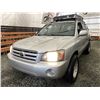 Image 3 : A12H--2004 TOYOTA HIGHLANDER, SILVER, 208822 KMS, 4WD