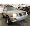 Image 8 : A12H -- 2004 TOYOTA HIGHLANDER, SILVER, 208822 KMS, 4WD