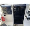 Image 52 : 0H -- 1990 WELLCRAFT "SEA'S ROYAL" 233 ECLIPSE, WHITE/BLUE, INDICATED ENGINE HOURS UNKOWN