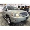 Image 8 : A2 -- 2005 LEXUS RX330, LIGHT GREEN, 305786 KMS, FRONT WHEEL DRIVE
