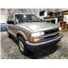 Image 8 : A12ZA -- 2000 CHEVY BLAZER, GOLD, 316003 KMS, 4X4