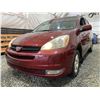 Image 2 : A6 -- 2004 TOYOTA SIENNA LE, RED, 344061 KMS, FRONT WHEEL DRIVE *NO RESERVE*