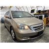 Image 8 : A12ZE -- 2005 HONDA ODYSSEY, GOLD, 309186 KMS, FRONT WHEEL DRIVE ***!!!NO RESERVE!!!***