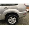 Image 25 : A12N -- 2005 NISSAN X-TRAIL, SILVER, 368,801 KMS
