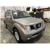 Image 9 : A12T -- 2005 NISSAN PATHFINDER LE, BROWN, 256704 KMS, 4X4