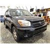 Image 8 : A12ZH -- 2004 TOYOTA RAV 4, BLACK, 427276 KMS, FOUR WHEEL DRIVE