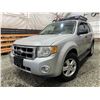 Image 1 : B6 -- 2008 FORD ESCAPE XLT, SILVER, 253741 KMS, FOUR WHEEL DRIVE