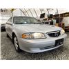 Image 8 : A8 -- 2002 MAZDA 626, SILVER, 230566 KMS, FRONT WHEEL DRIVE