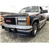 Image 2 : A11 -- 1991 GMC 1500 SIERRA, GREY, 211217 KMS, REAR WHEEL DRIVE 350 SMALL BLOCK