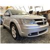 Image 8 : A12C -- 2009 DODGE JOURNEY SXT, SILVER, 167430 KMS, FRONT WHEEL DRIVE