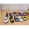 Image 2 : 625 -- VW BEETLE CABRIOLET CONVERTIBLE DIE CAST, PIONEER TOYOTA PREVIA DIECAST VAN AND MORE LOT OF 3
