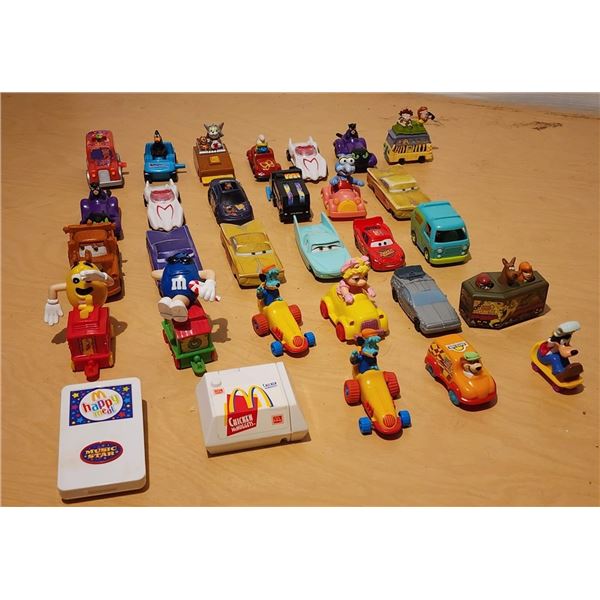 653 -- FULL LOT OF MCDONALDS TOYS AND TV SERIES CARS MIXED MANUFACTURERS